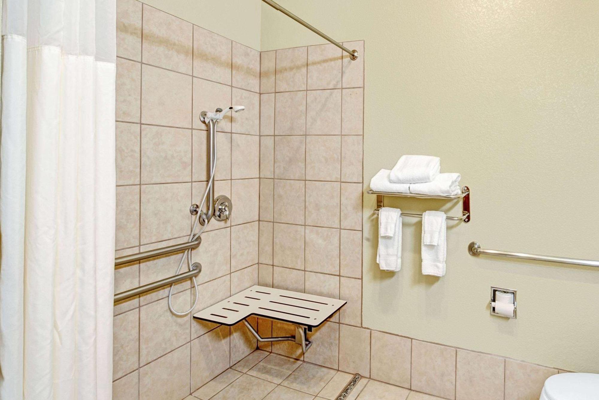 Baymont By Wyndham Decatur Hotel Ngoại thất bức ảnh